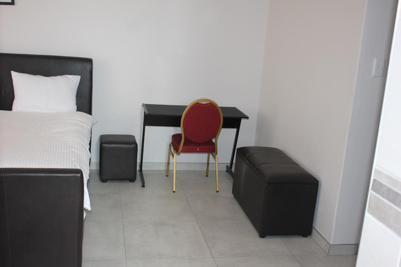 Coco Palm Bed&Breakfast Windhoek Luaran gambar